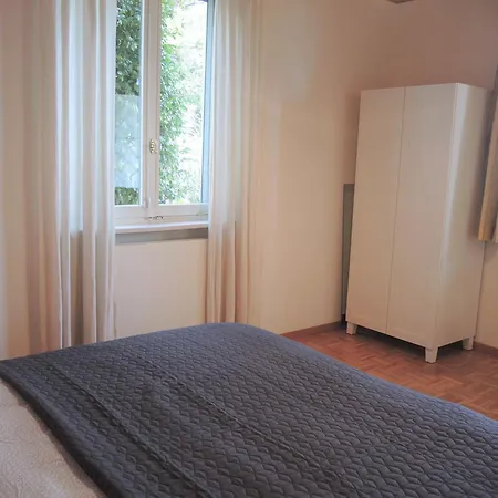 Dora Garten By Fewotessin لوكارنو